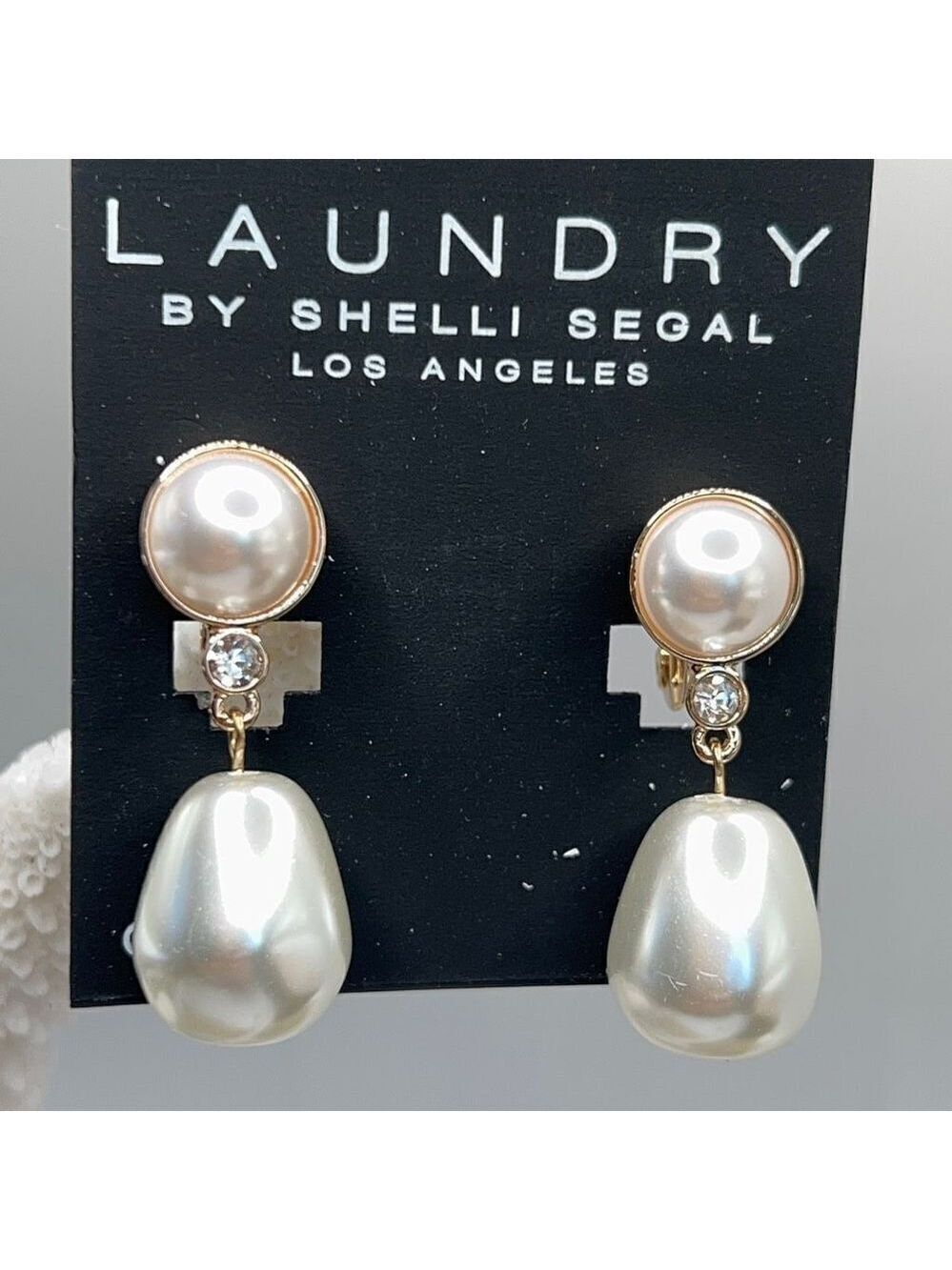 Earrings Laundry by Shelli Segal $18 ea / 3 for $30 Gold & Faux Pearl - Picture 4 of 8